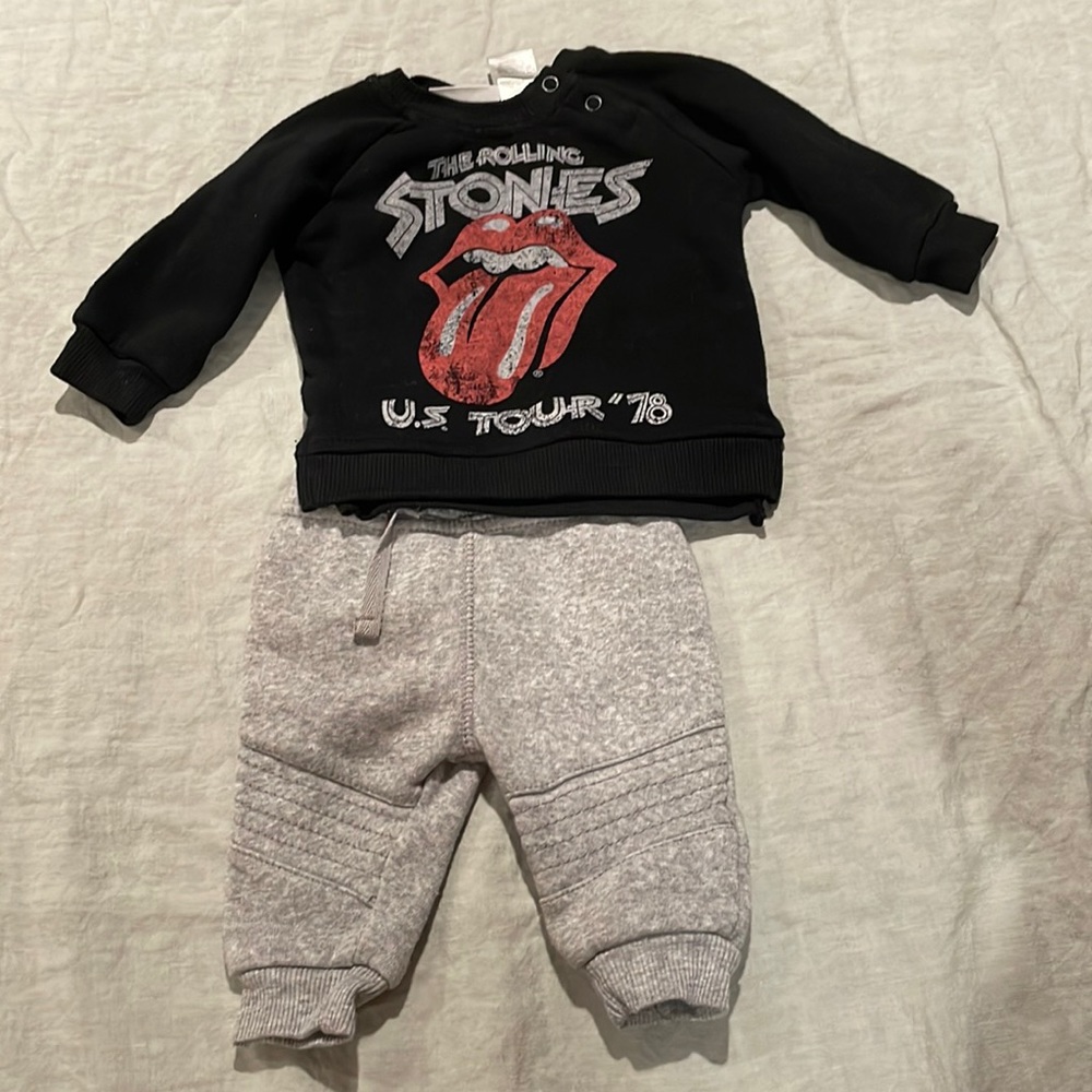 Newborn Rolling Stones sweater outfit